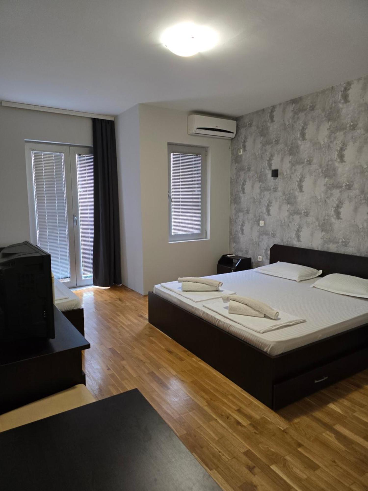 Apartments Philip II Охрид Екстериор снимка